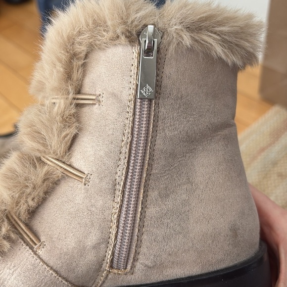 NANETTE LEPORE “Ibiza” bootie - Picture 7 of 8